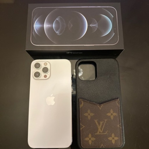 ‼️必ず記載をお読みになってから連絡下さい‼️( 中古品 )iPhone 12 Pro Max silver 256GB