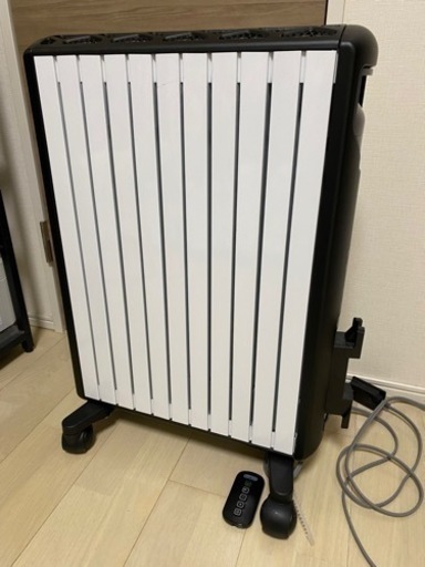 【お値下げしました】デロンギ(DeLonghi)マルチダイナミックヒーター  MDHU15-BK