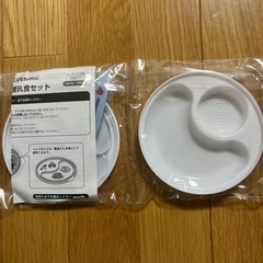 バスタオル、離乳食容器セット【値下げしました】の画像