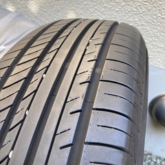 【5000円に値下げ】ミニバン　タイヤ（ホイールなし）4本セット　195/65 R15の画像