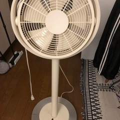 扇風機　リモコン付きの画像