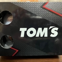 TOM'Sのゴルフボールの画像