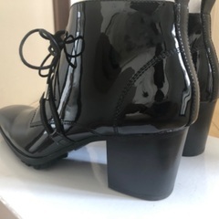 上げ底ブーツの画像