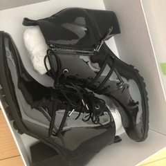 上げ底ブーツの画像