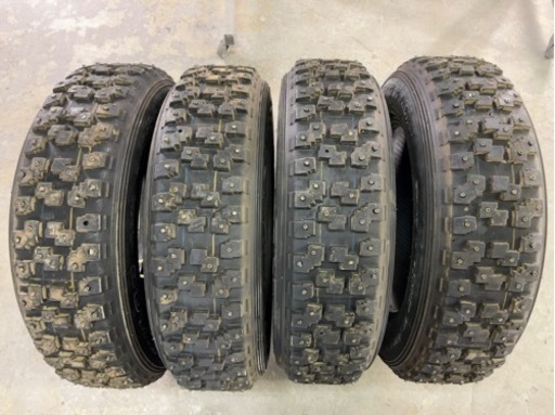 14インチ ダンロップ（DUNLOP）SPスポーツ 51-R 希少なスパイクタイヤです。