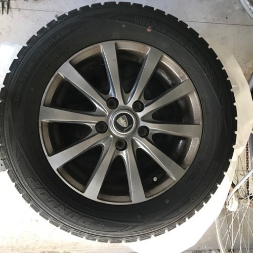 交渉中　スタッドレスタイヤ　195/65R15 4本