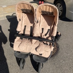 受渡者決定しました。「最終値下」ココダブルベビーカー　エアバギー
