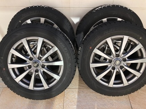 アルミホイール付きスタッドレスタイヤ　205/60/16