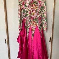 ダンス衣装の画像