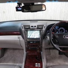 4600cc ハイパワーセダン！！の画像