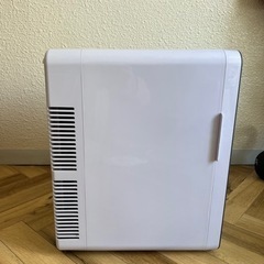 ミニ冷蔵庫　冷温庫　キャンプ　アウトドア　車載冷蔵庫の画像