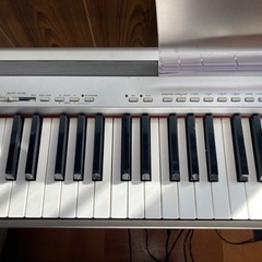 YAMAHA電子ピアノP-85Sの画像
