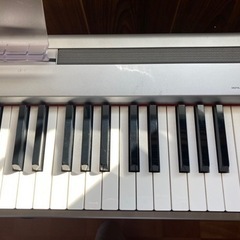 YAMAHA電子ピアノP-85Sの画像