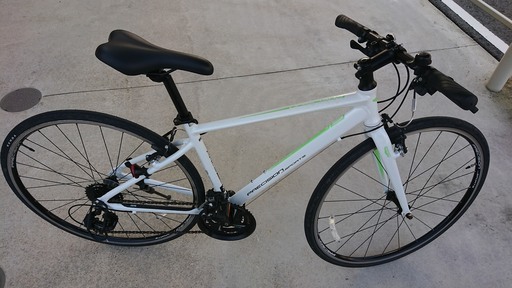 プレジジョンスポーツ　ホワイト　サイズ430　現地引取