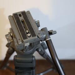 ビデオ三脚リーベック　の画像