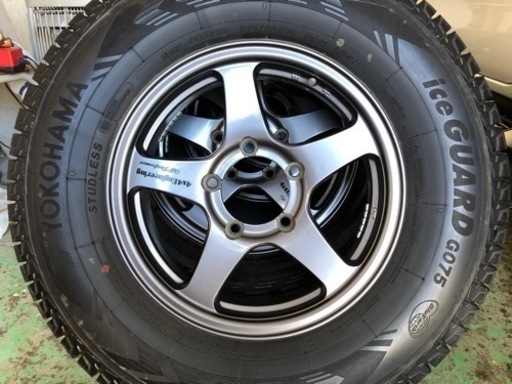 215/80R16 スタッドレスIG075 2020年製バリ山　マナレイ　ジムニー