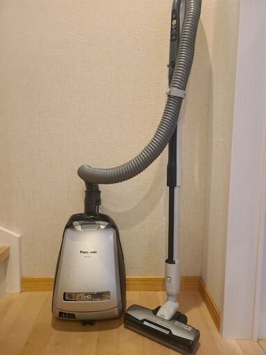 掃除機（Panasonic MC-PA33G)