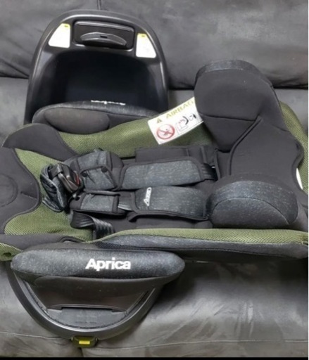 フラディア グロウ ISOFIX　GN　グリーン チャイルドシート