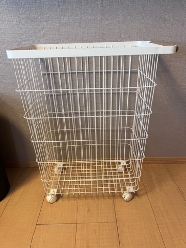 お値下げ中！ tower 洗濯カゴ