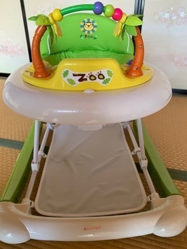 ベビーウォーカー ZOO 歩行器