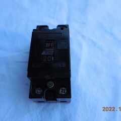 東芝安全ブレーカ！20A・110/220V！
