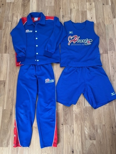 ハーツバスケジャージ4点　140cm☆