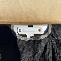 アウトドアチェアと折り畳みベンチの画像