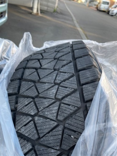 ブリヂストン　DM- V2  225/65R17  2018年製
