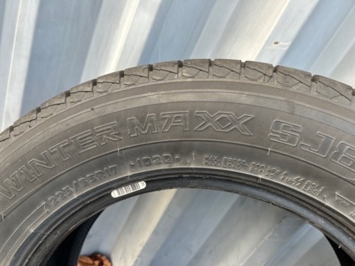 スタッドレスタイヤ　ダンロップwinter Maxx  SJ8