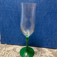 シャンパングラス