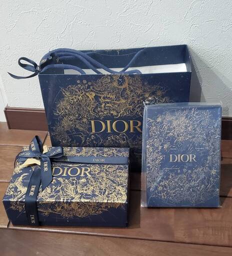 ディオール Dior エクラン クチュール マルチユース パレット クリスマスコフレ 2022