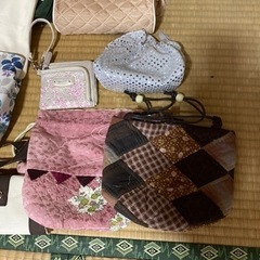 カバンなどの画像
