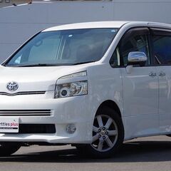 【自社ローン】トヨタ  ヴォクシー ZS 煌 7人　オンライン商談審査契約ＯＫの画像