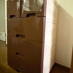 タンス　収納ボックス（プラスチック製　鍵付　軽量　大容量）の画像