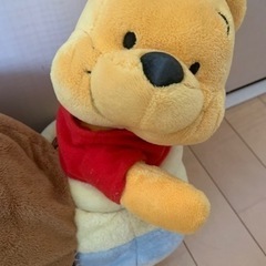 プーさんクッションの画像
