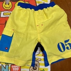 アンパンタオルフード　95センチ海水パンツ　100センチ　asicsパンツの画像