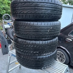 ダンロップ　215 60 16