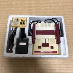 【処分予定】箱付きのファミコン一式の画像