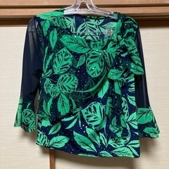 ダンス上下衣装の画像