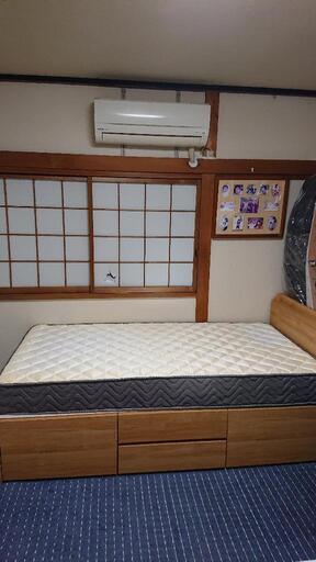 (お引き取り相手決定しました) ニトリ引き出し、収納付きシングルベッド&マットレス