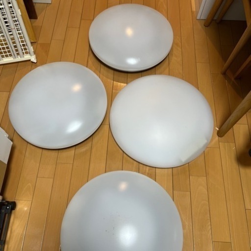 シーリングライト4つ