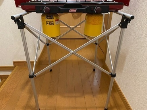 値下げしました　ツーバーナーコンロとロゴスのスタンドのセットです