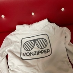 VONZIPPER/パーカーの画像