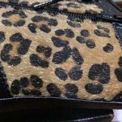 レースアップブーツ マーチン ヒョウ柄 毛皮調ブーツの画像