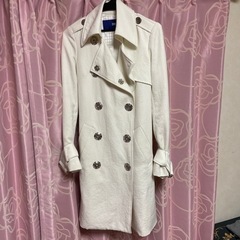 トレンチコート　白　難あり