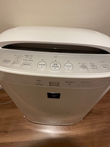 シャープの加湿空気清浄器(プラズマクラスター)です
