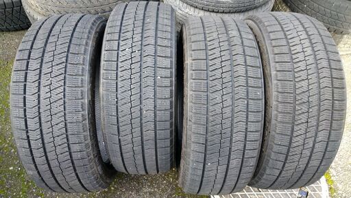【購入者決まりました。】ブリヂストン BLIZZAK/ブリザック VRX2 215/45R17 スタッドレス 　4本セット 中古