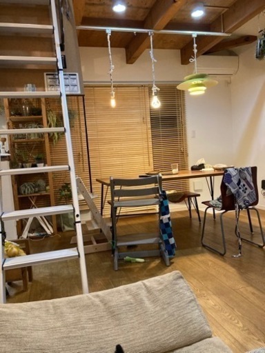 ビンテージ風ダイニングテーブル(アイアン脚)