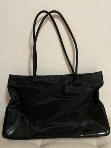 プラダ  PRADA ショルダーバッグ　ナイロン