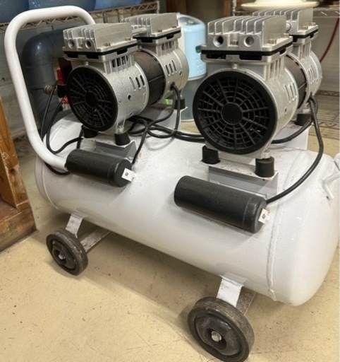 エアーコンプレッサーWモーター　MVCP-0350Syw2 50L